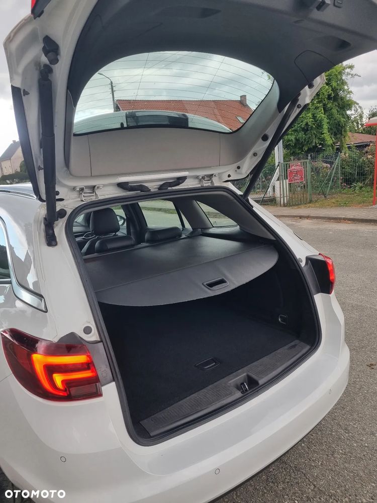 Opel Astra 1.6 BiTurbo D (CDTI) Start/Stop Innovation - 19