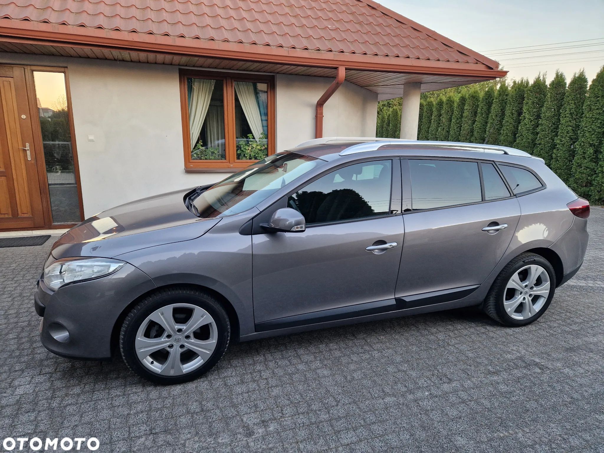 Renault Megane 1.6 16V 110 Dynamique - 1