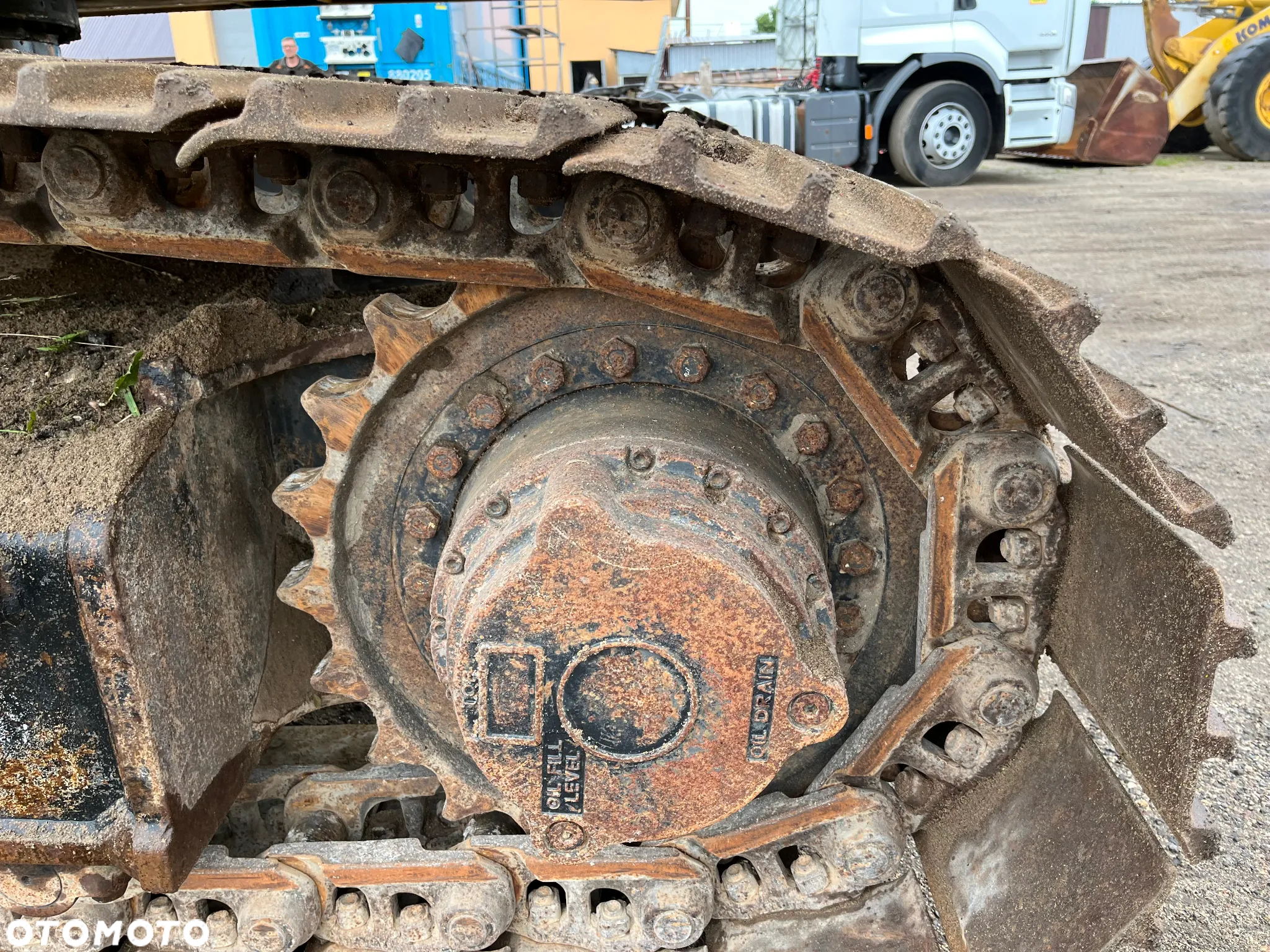 New Holland - 23