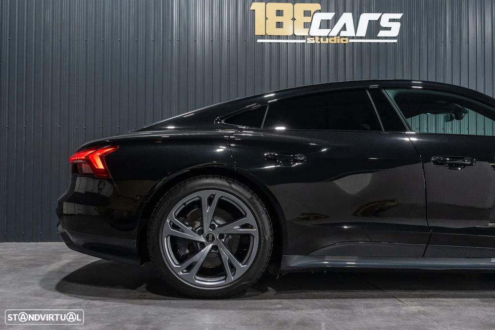 Audi e-tron GT quattro - 45