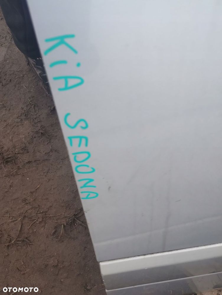 Kia Sedona Carnival Drzwi Przednie Prawe - 9
