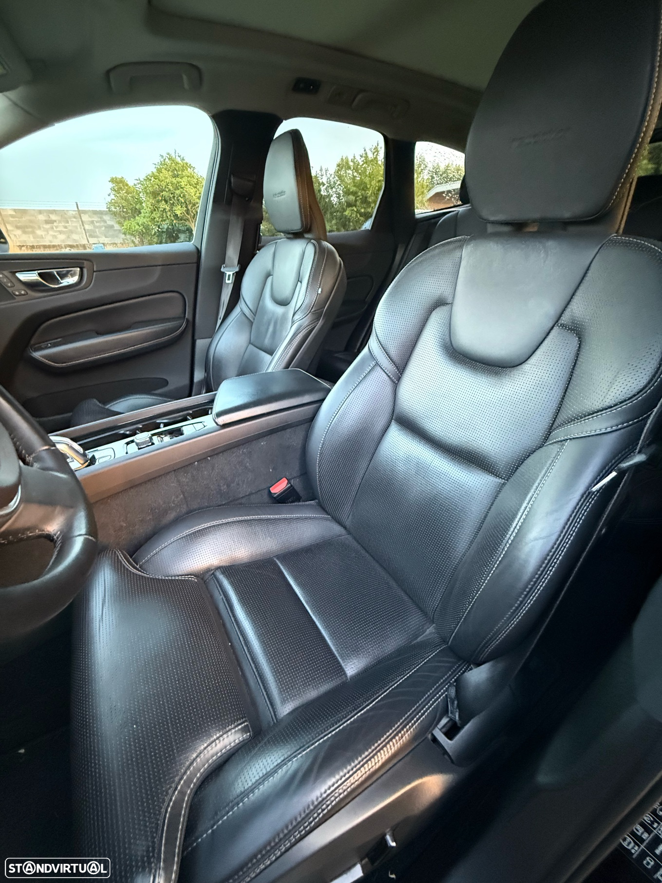 Volvo XC 60 2.0 T8 PHEV Inscription Expression AWD - 9
