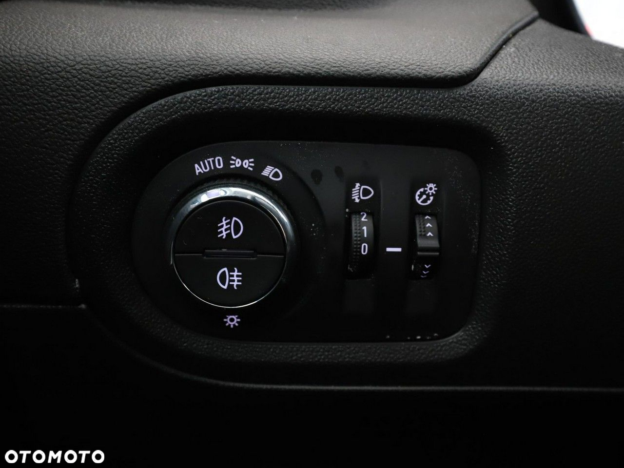 Opel Grandland X 1.2 Start/Stop Design Line - 33