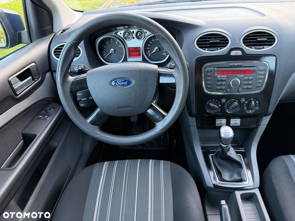 Ford Focus 1.6 16V Viva I - 18