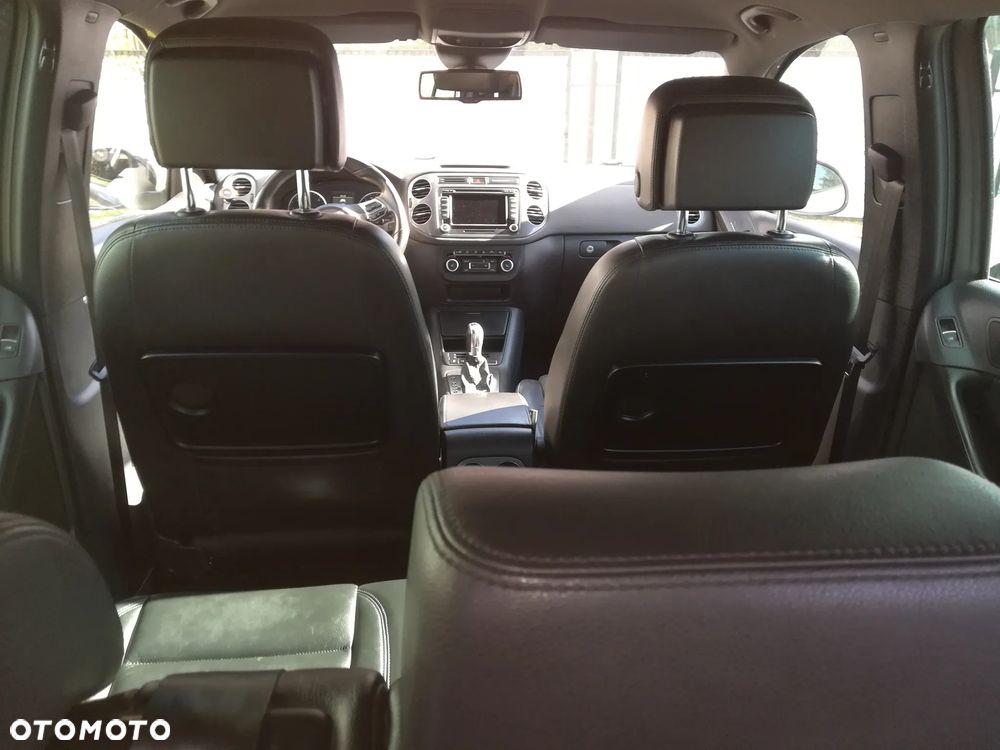 Volkswagen Tiguan 2.0 TDI 4Mot R-Style DSG - 10
