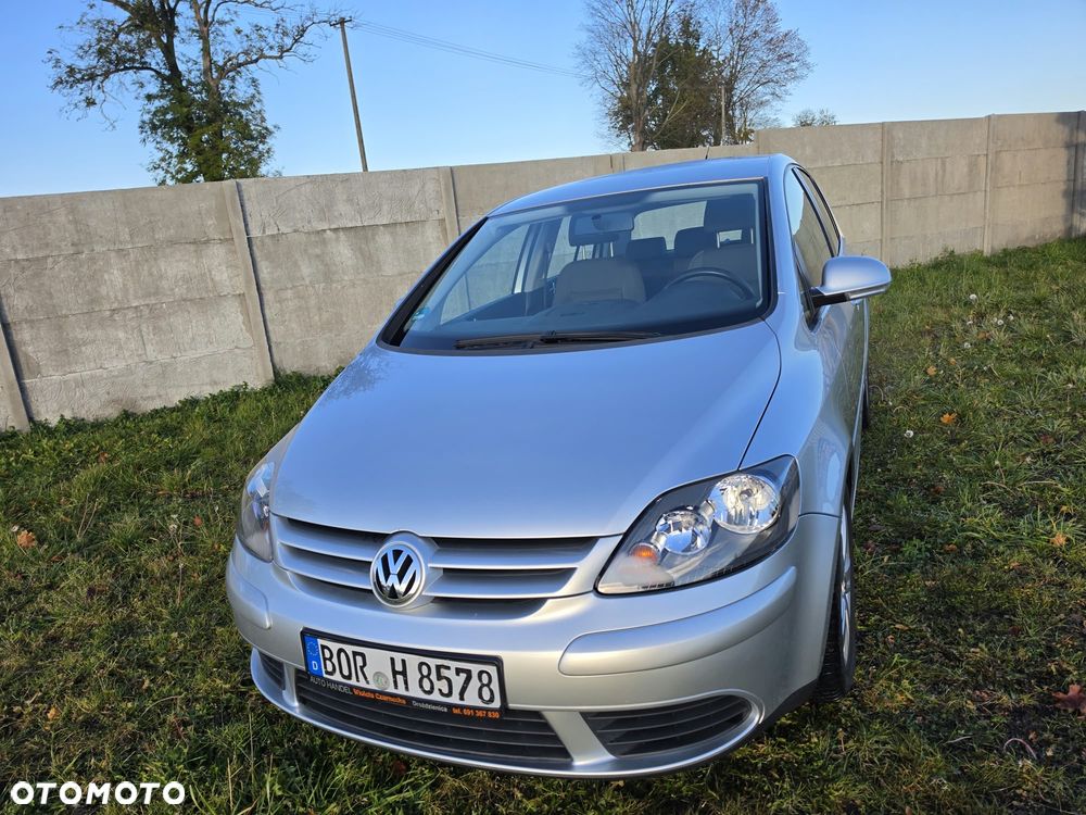 Volkswagen Golf Plus - 16