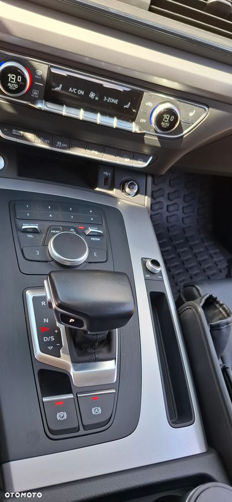 Audi Q5 35 TDI mHEV S tronic - 31