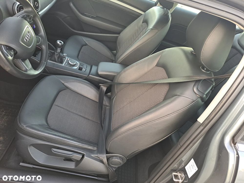 Audi A3 3-drzwiowe 1.4 TFSI Ambition - 10