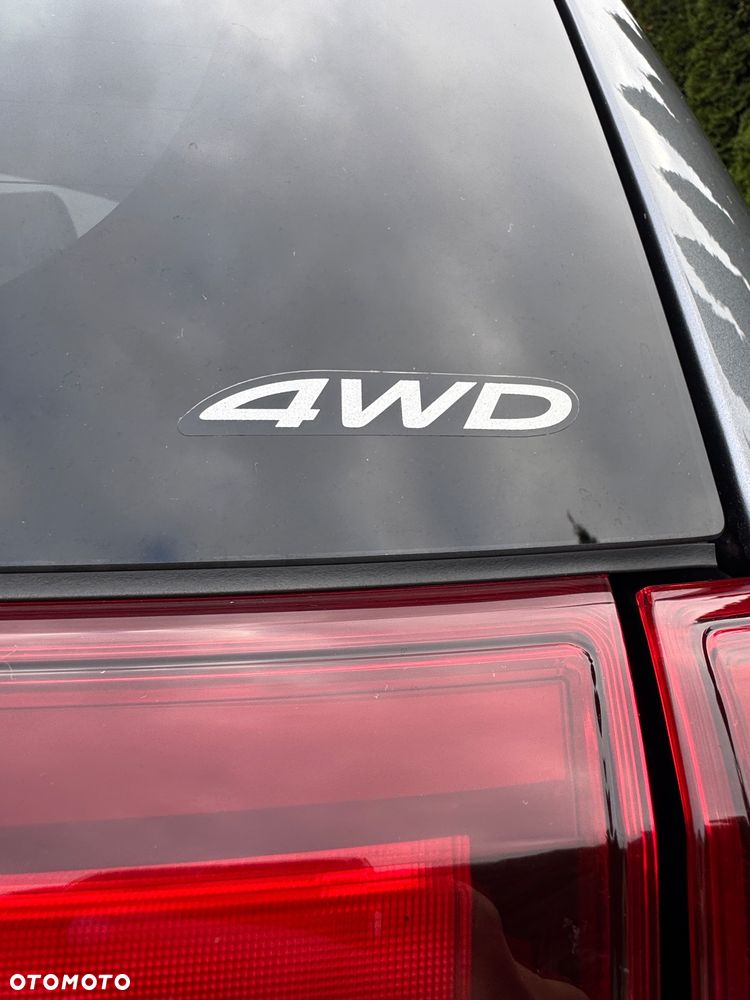 Mitsubishi Outlander - 9