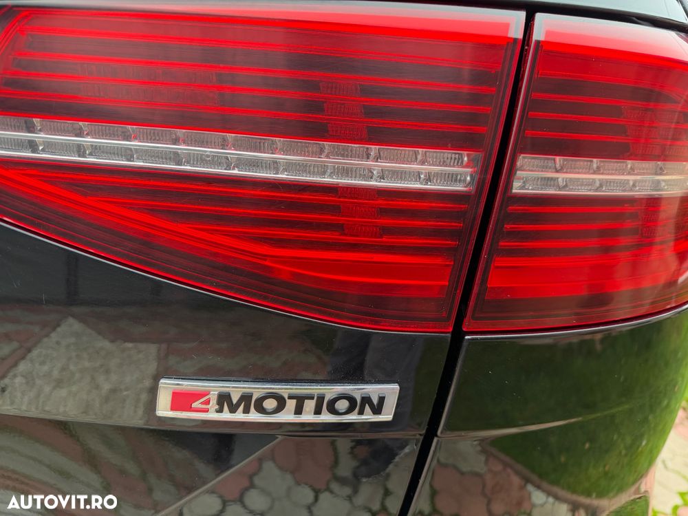 Volkswagen Passat Variant 2.0 TDI DSG 4Motion Highline - 18