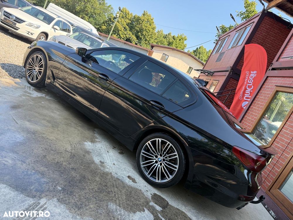 BMW Seria 5 520d AT - 35