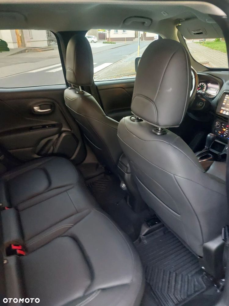 Jeep Renegade 1.5 GSE T4 48V e-Hybrid - 8