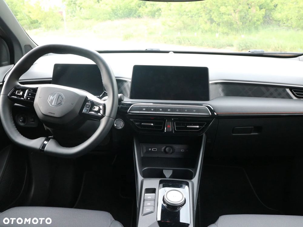 MG MG3 1.5 HEV+ Exclusive - 10