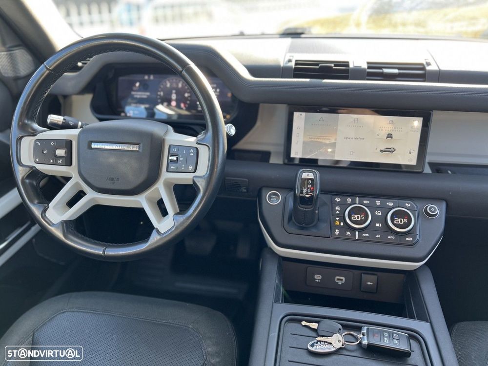 Land Rover Defender 110 D240 S - 25