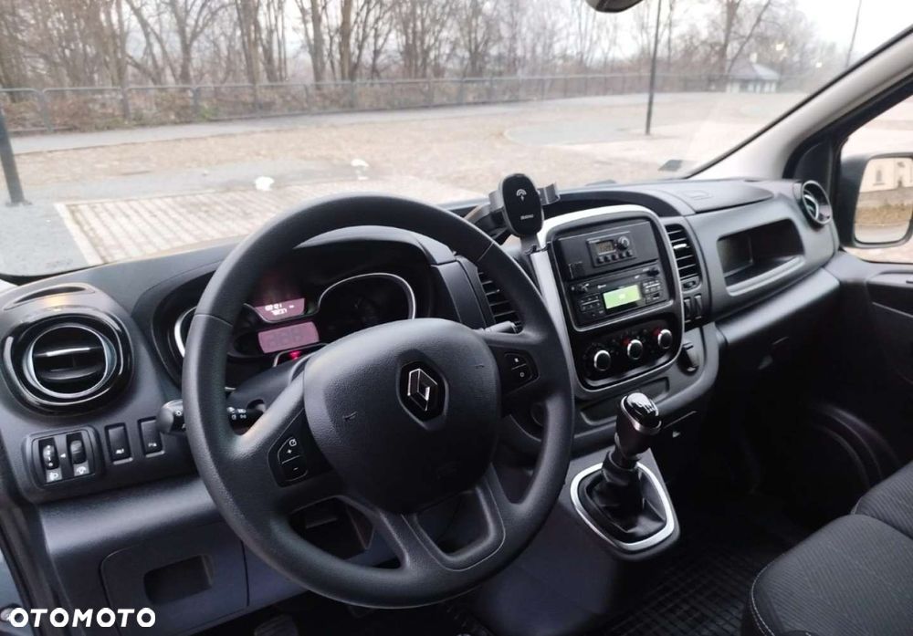 Renault Trafic - 14