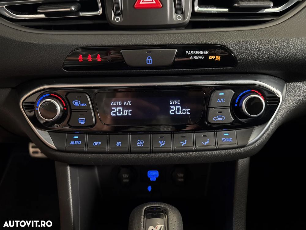 Hyundai i30 - 19
