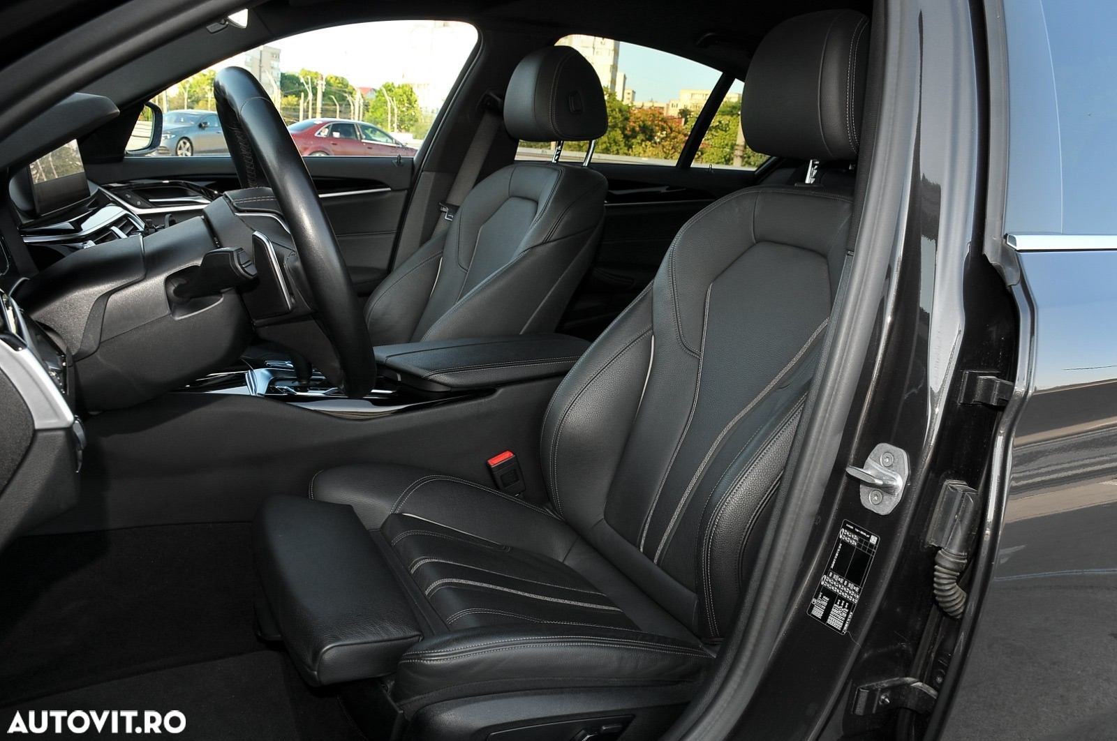BMW Seria 5 520d AT MHEV - 8
