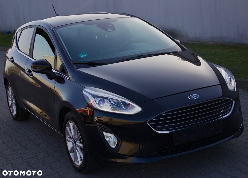 Ford Fiesta - 12