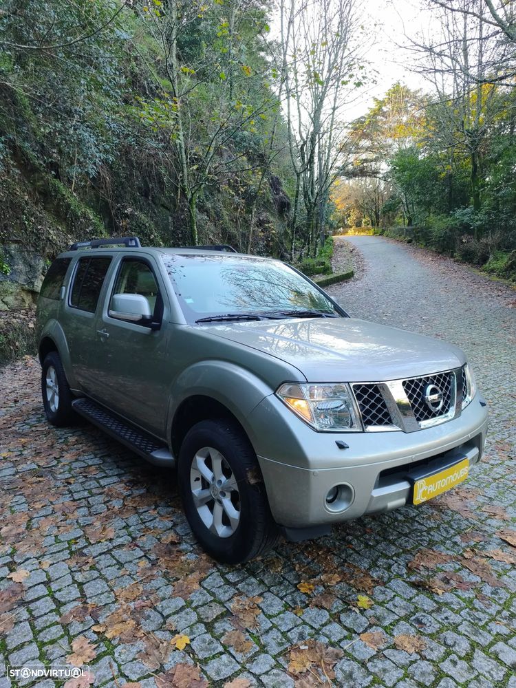 Nissan Pathfinder 2.5 dCi SE Comfort IT+Bose Auto. - 17