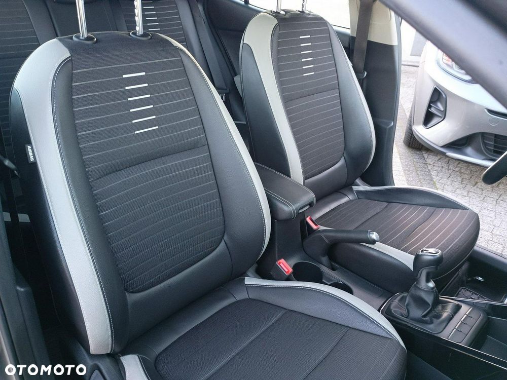 Kia Stonic 1.0 T-GDI L - 21