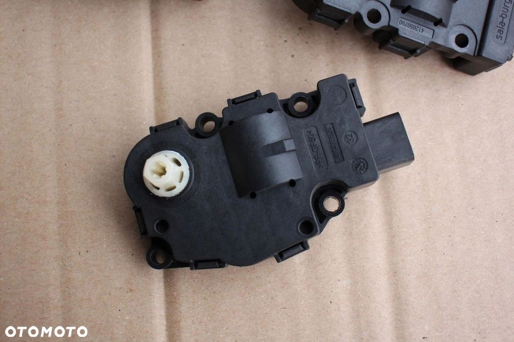 Silniczek nagrzewnicy Mercedes BMW EFB330 - 3