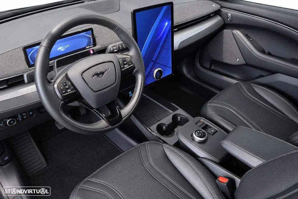 Ford Mustang Mach-E 75.7 kWh Base - 9