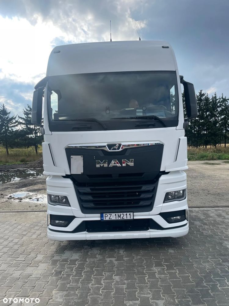 MAN TGX LOW DECK - 1