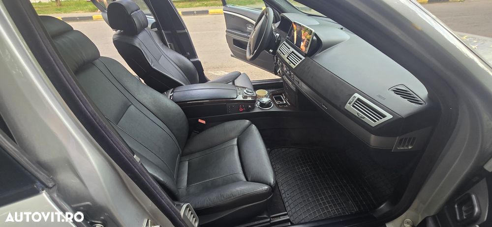 BMW Seria 7 730d A - 6