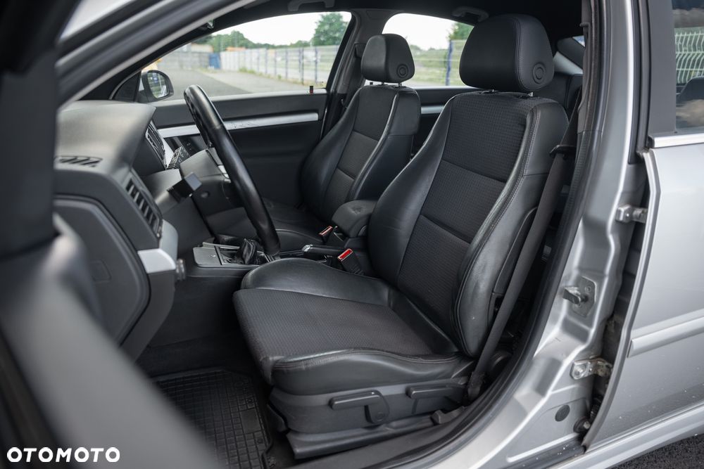 Opel Vectra 1.8 Club - 25