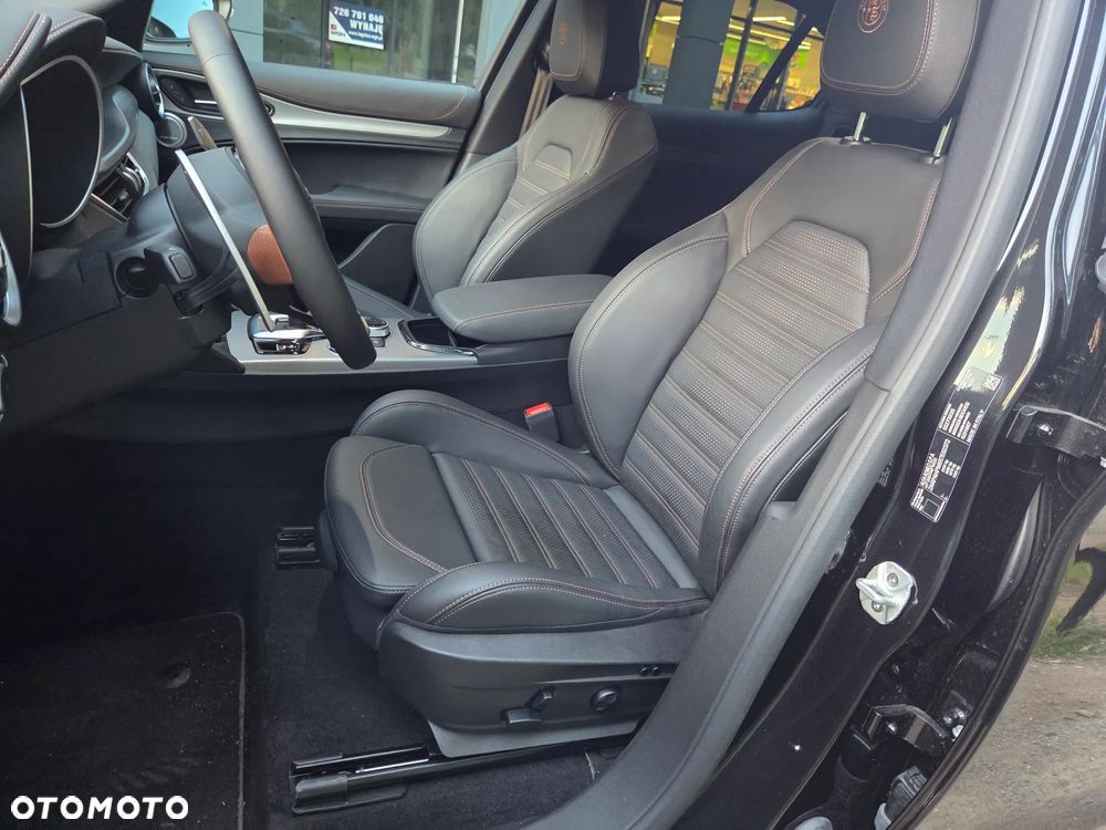 Alfa Romeo Stelvio 2.0 Turbo Intensa Q4 - 5