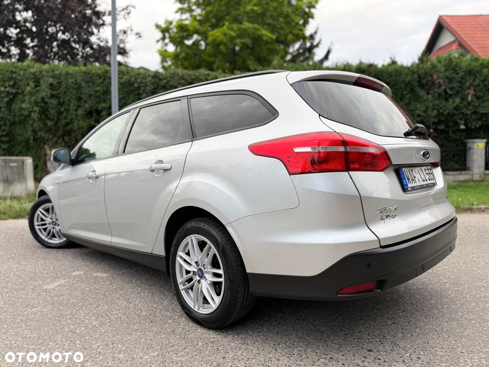 Ford Focus 1.0 EcoBoost STart-Stopp-System ACTIVE - 5