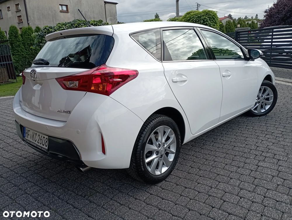 Toyota Auris 1.6 Valvematic START Edition - 8