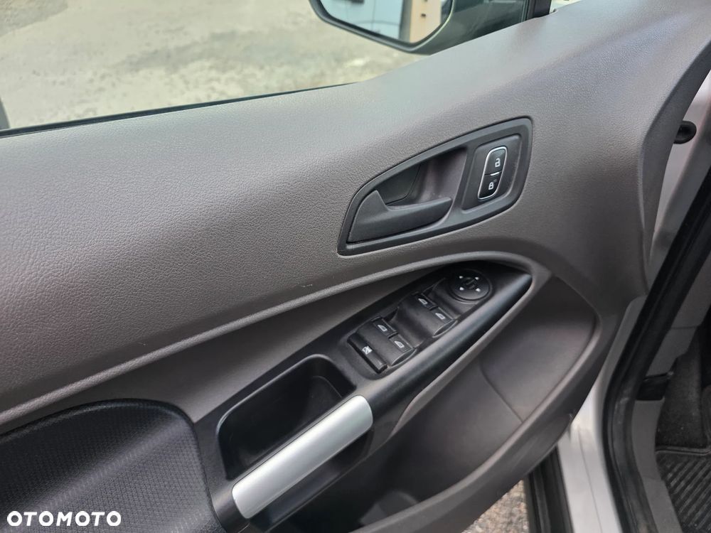Ford Transit Connect - 10