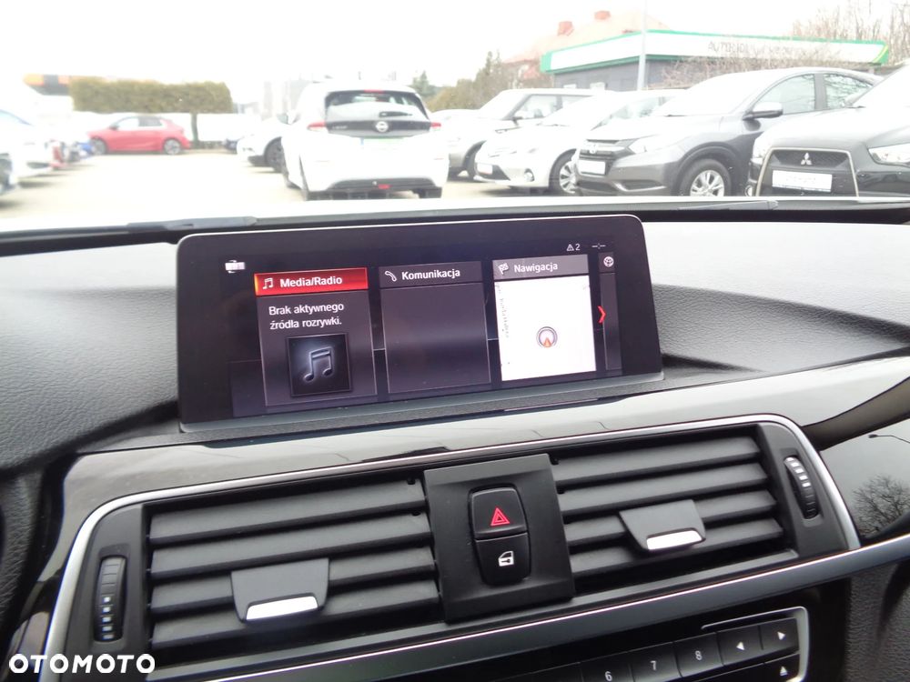 BMW Seria 3 320d xDrive Edition Luxury Line Purity - 14