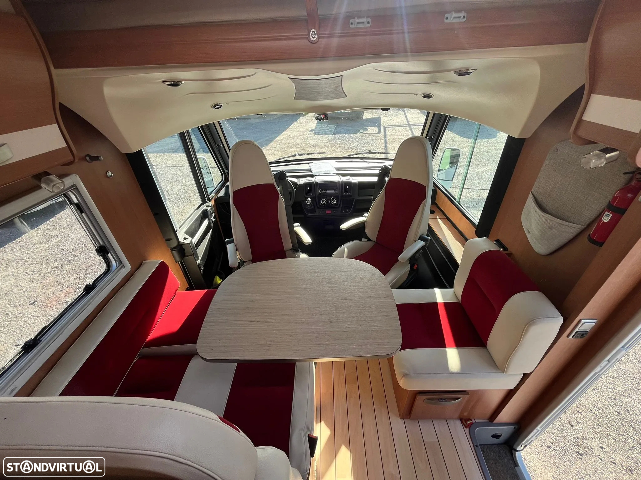 Pilote Aventura 740 - 20