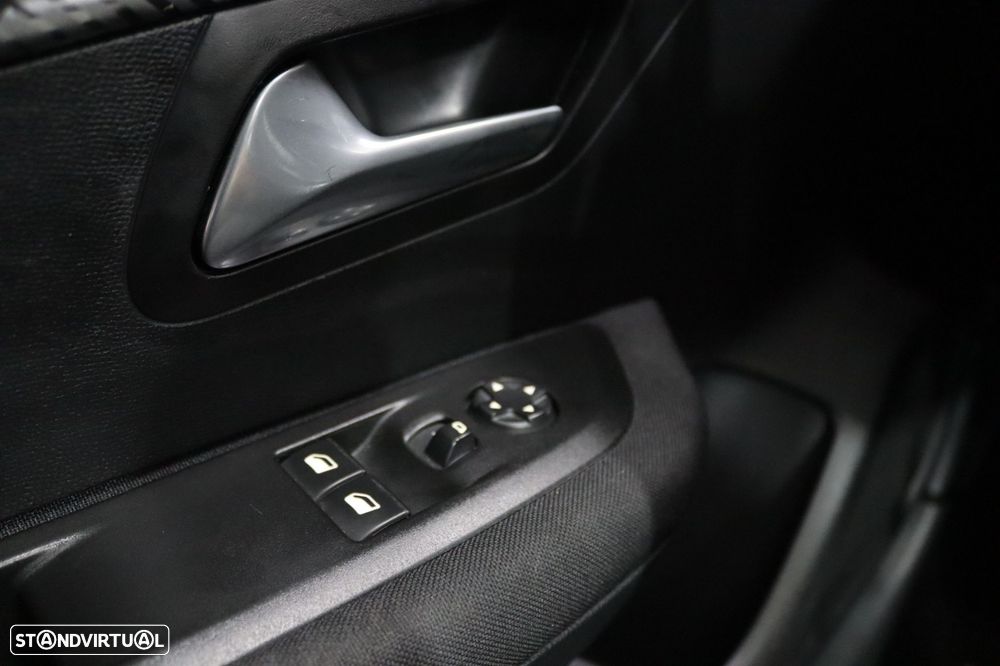 Peugeot 208 PureTech 75 Active Pack - 9