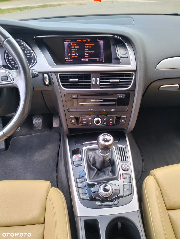 Audi A4 Avant 2.0 TDI DPF quattro Attraction - 38