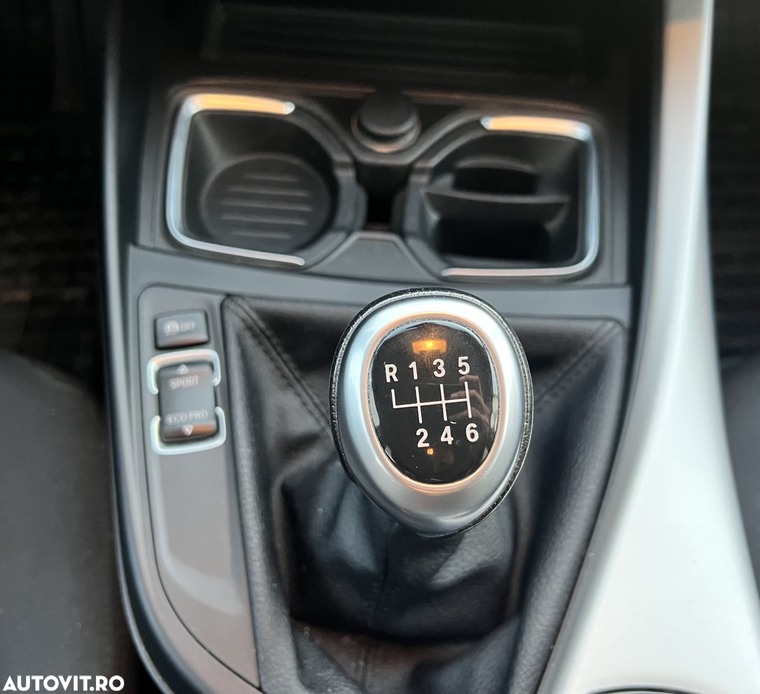 BMW Seria 1 118i Advantage - 19