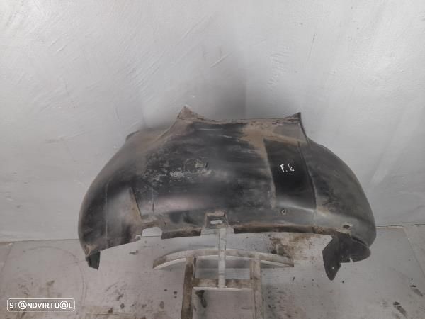 Cave Roda Frente Esq  Volkswagen Polo (6N2) - 2