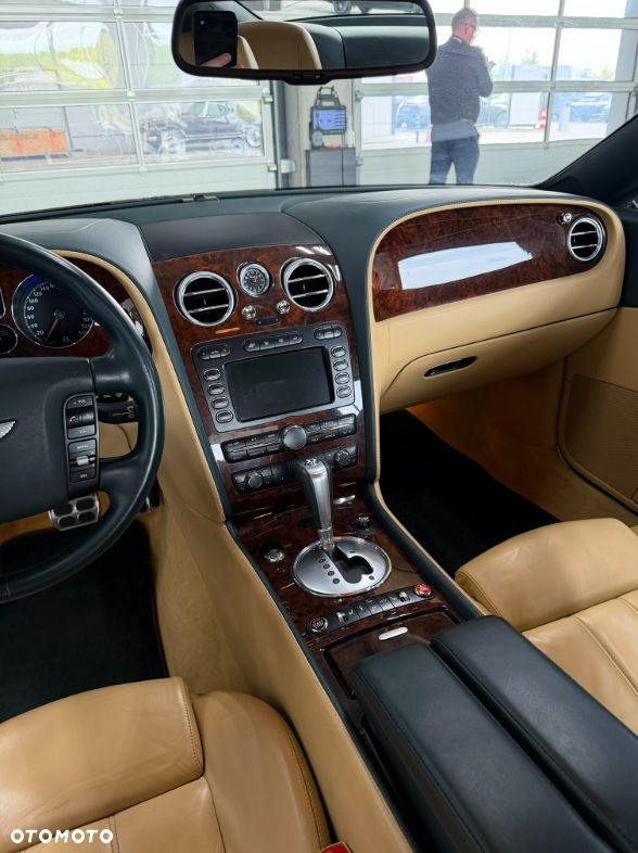 Bentley Continental GT - 19