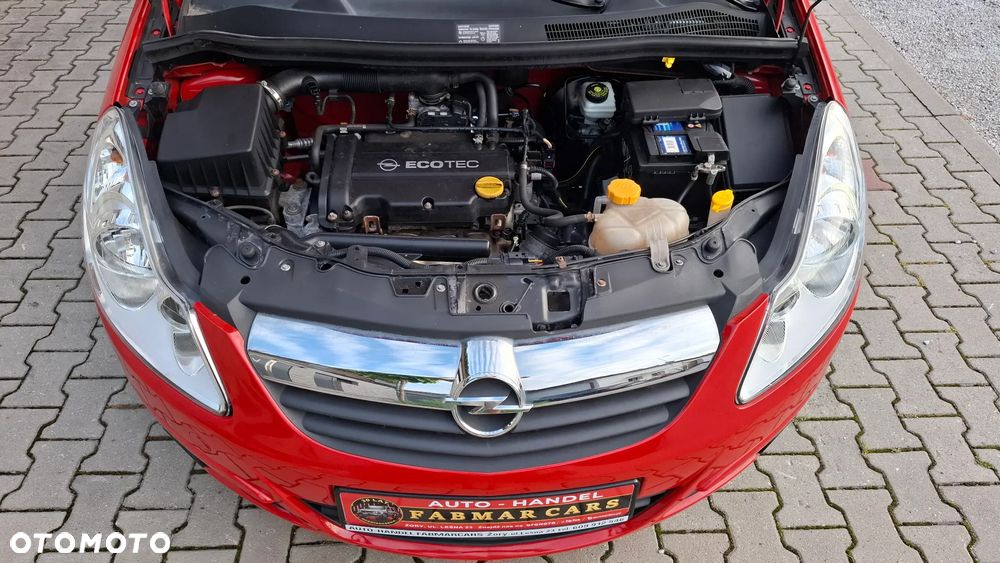 Opel Corsa 1.2 16V - 12