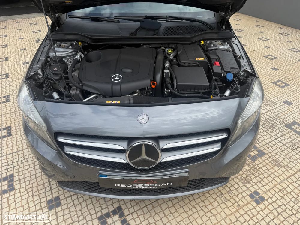 Mercedes-Benz A 200 - 25