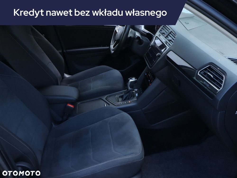 Volkswagen Tiguan - 11