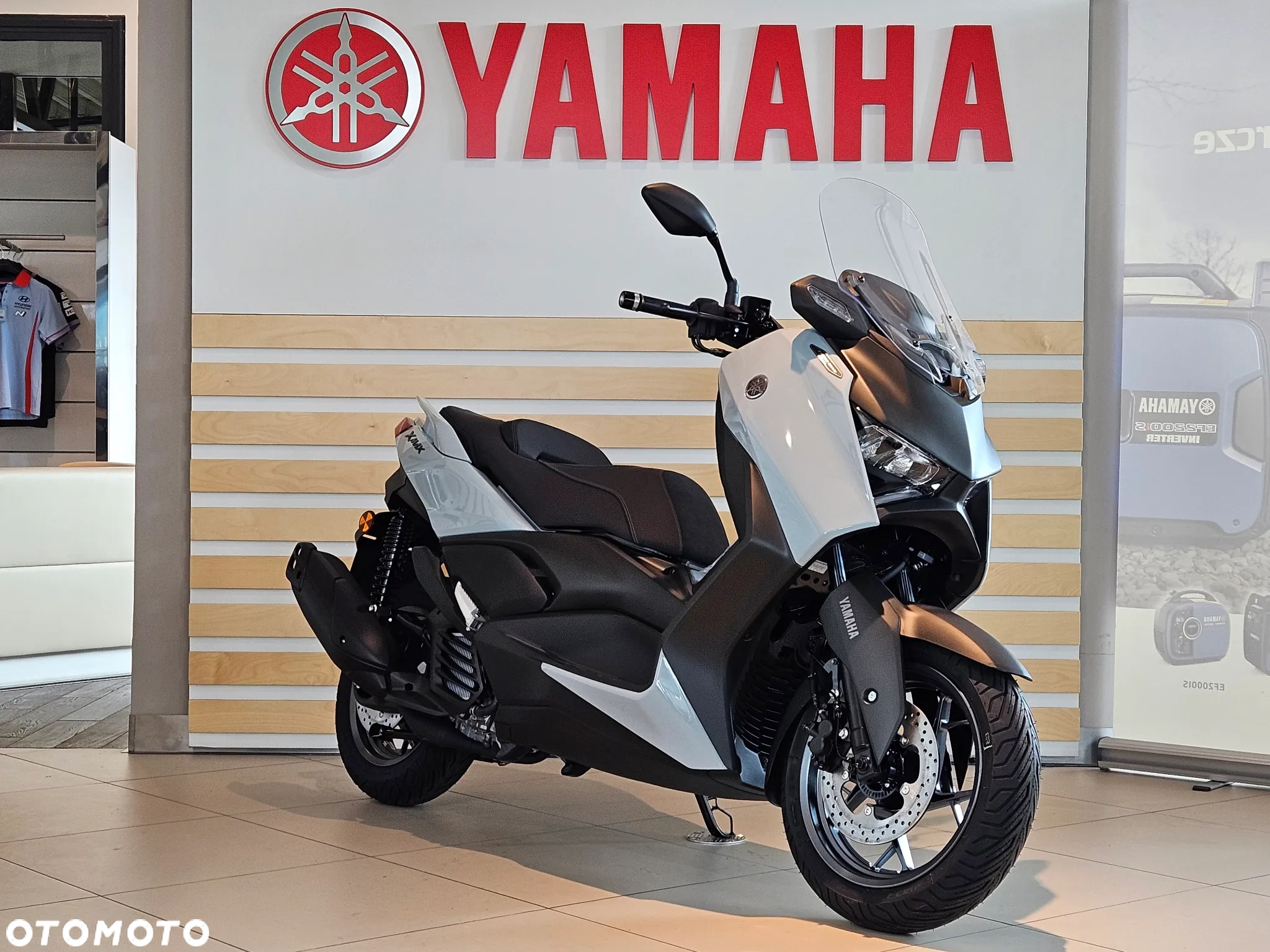 Yamaha X-max - 3