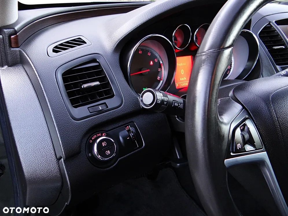 Opel Insignia 2.0 Turbo Automatik Cosmo - 28
