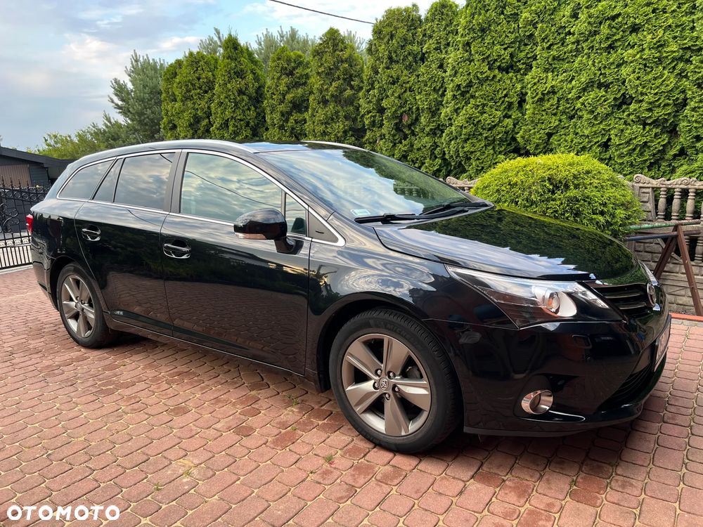 Toyota Avensis 2.0 D-4D Premium - 3