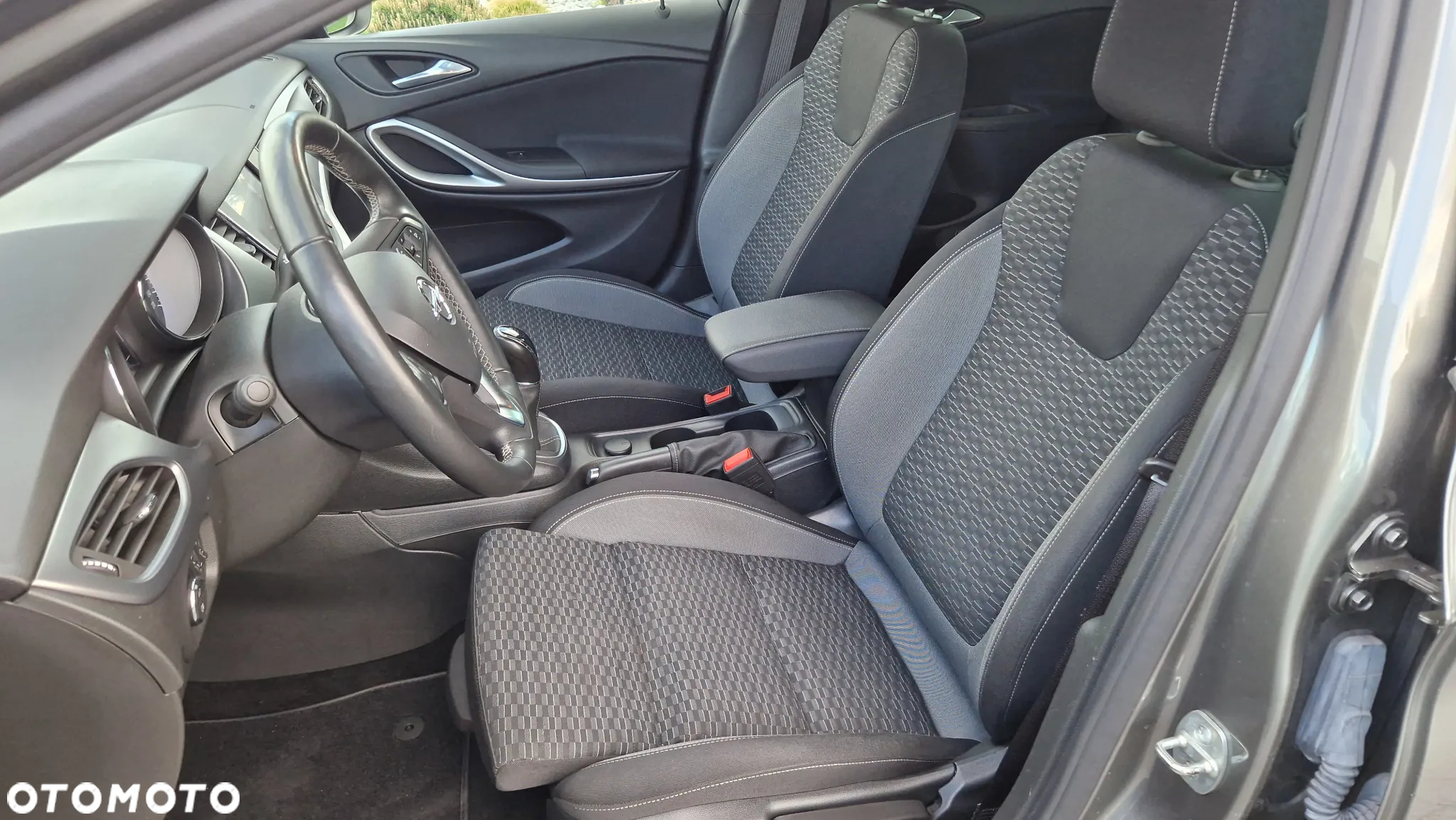 Opel Astra 1.5 D Start/Stop Sports Tourer Elegance - 27
