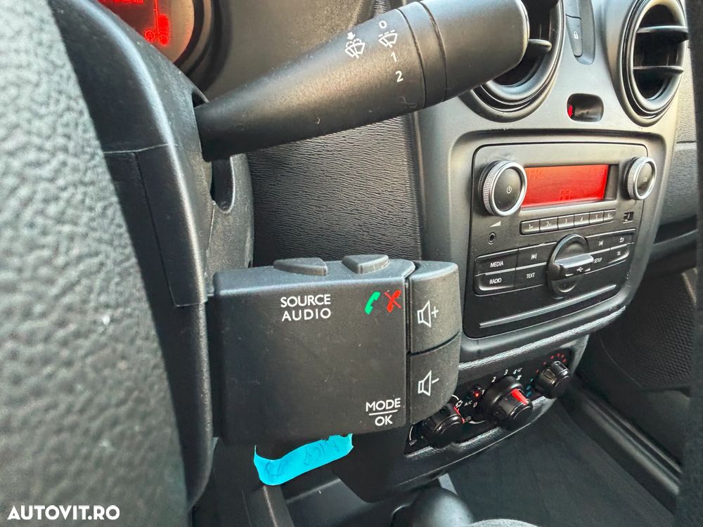 Dacia Dokker 1.5 Blue dCi Laureate - 11