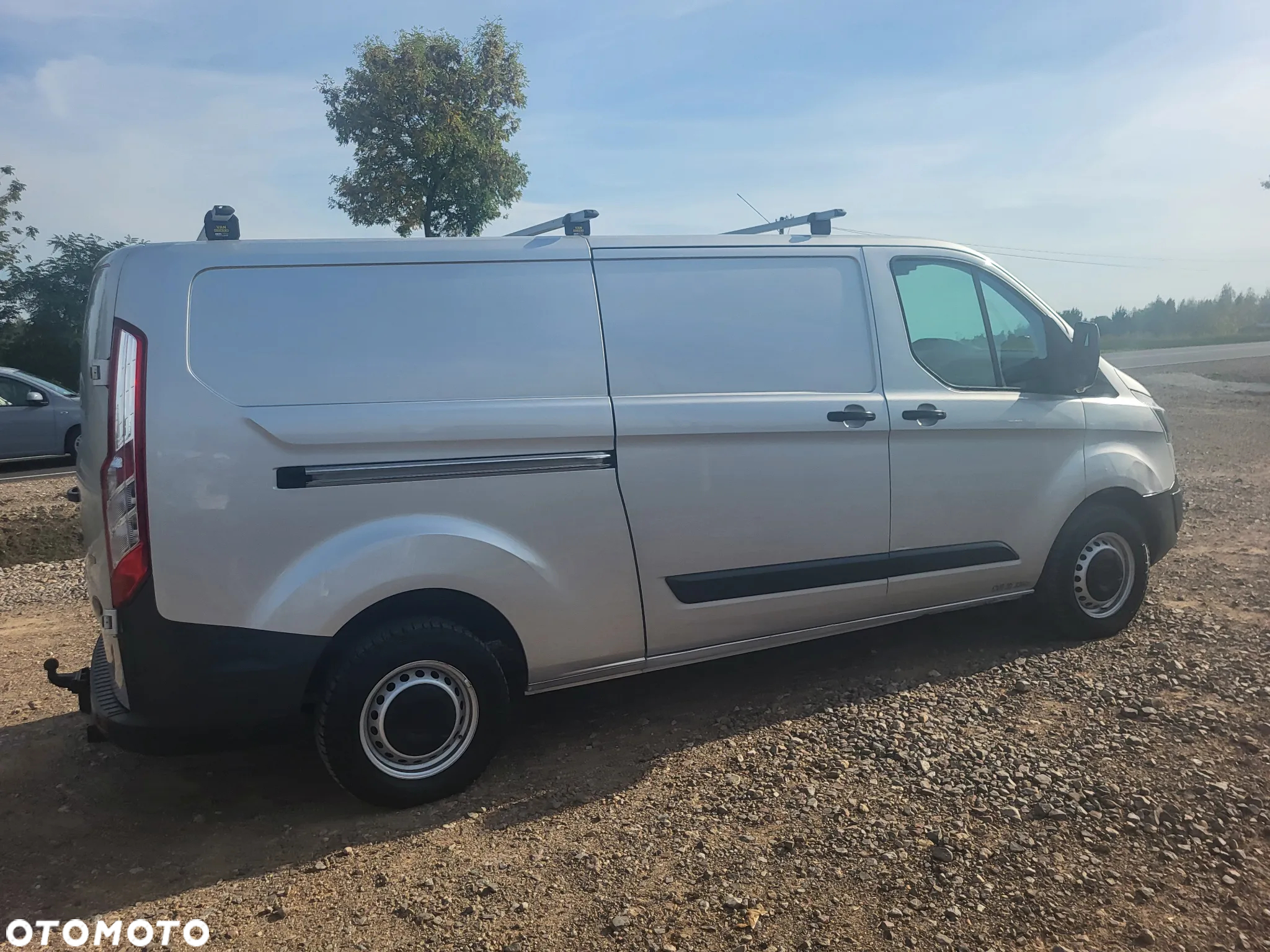 Ford TRANSIT CUSTOM - 14