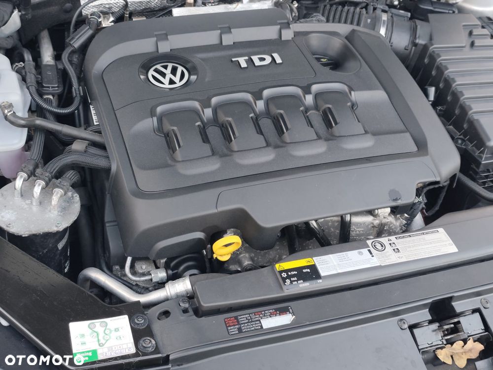 Volkswagen Passat 2.0 TDI Bi-Turbo BMT 4Mot Highline DSG - 31